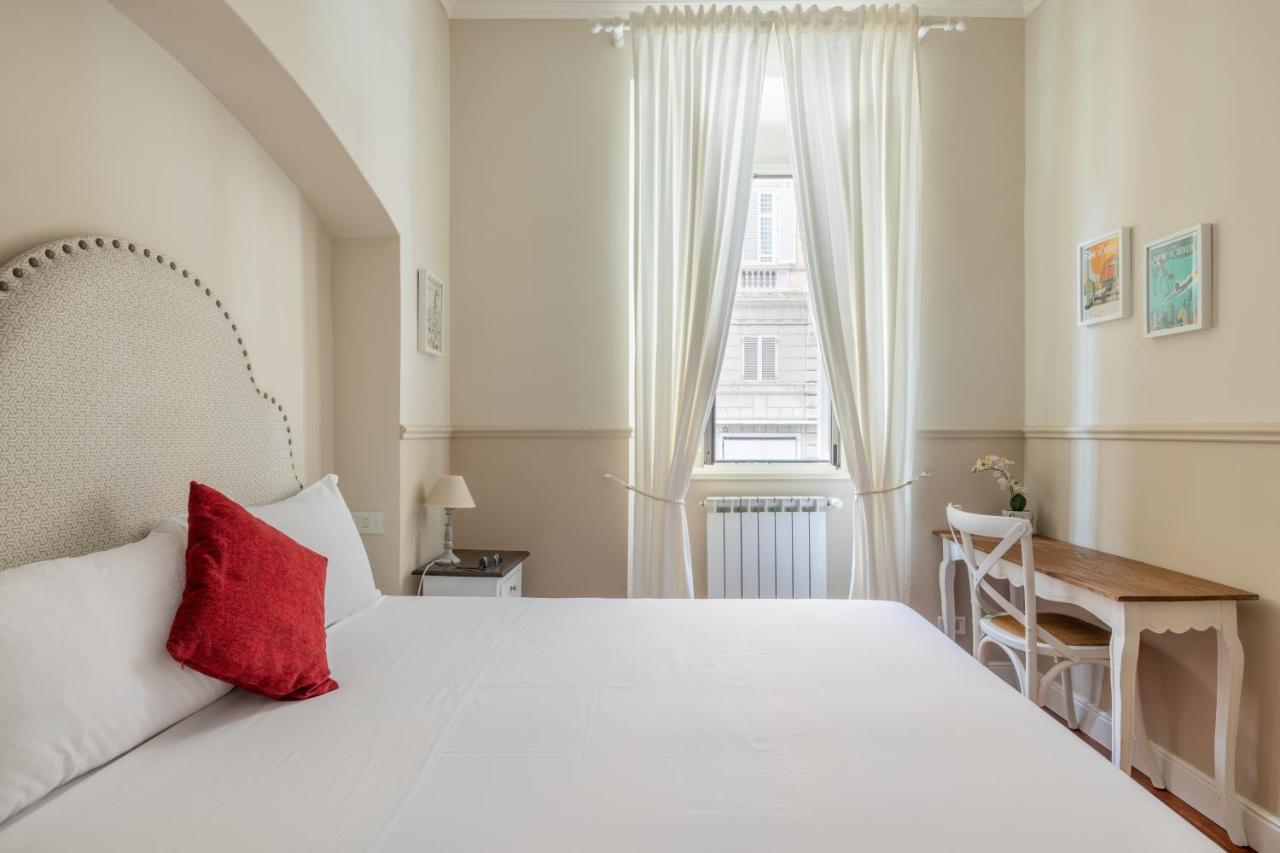 Charming Apartment With Patio A Few Steps From Colosseum Eksteriør billede