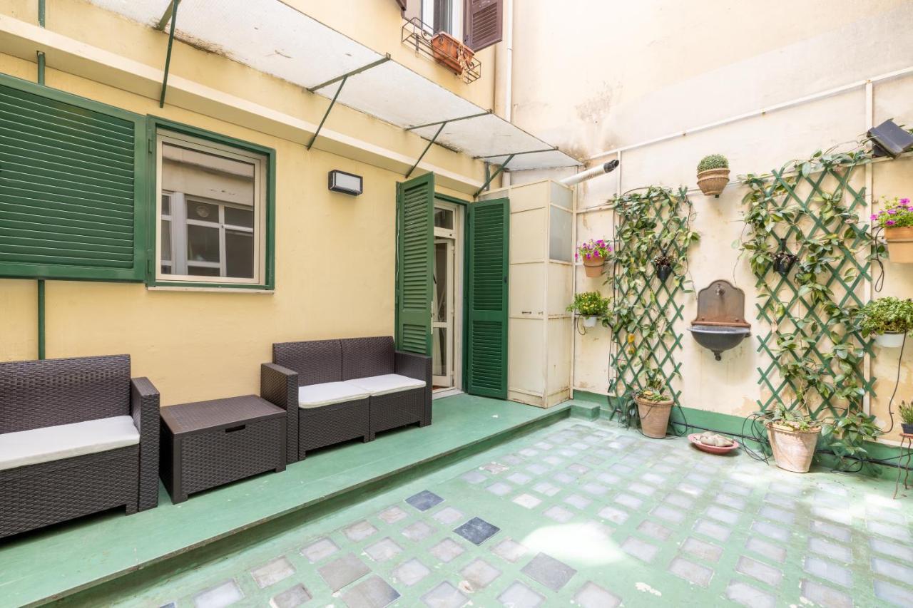 Charming Apartment With Patio A Few Steps From Colosseum Eksteriør billede