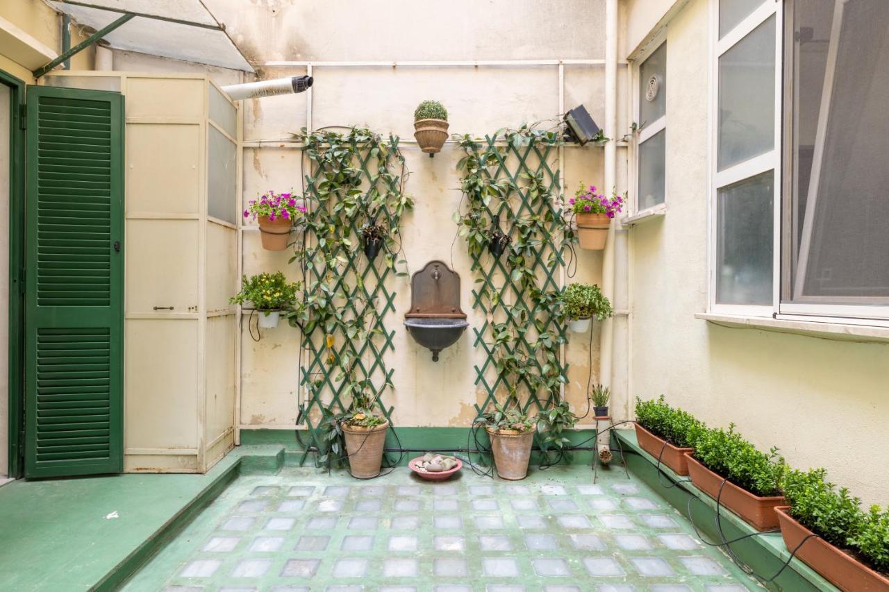 Charming Apartment With Patio A Few Steps From Colosseum Eksteriør billede