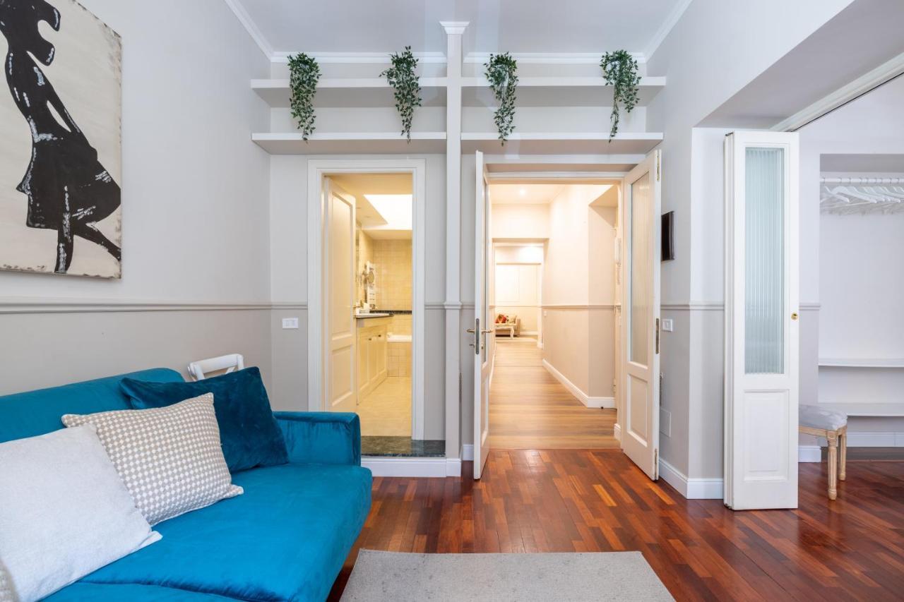 Charming Apartment With Patio A Few Steps From Colosseum Eksteriør billede